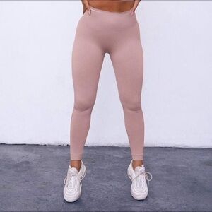 Set Active Women's Pink Leggings